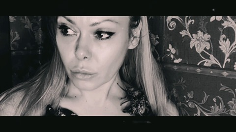 ओनलीफैंस हेडर चित्र albena_vuleva