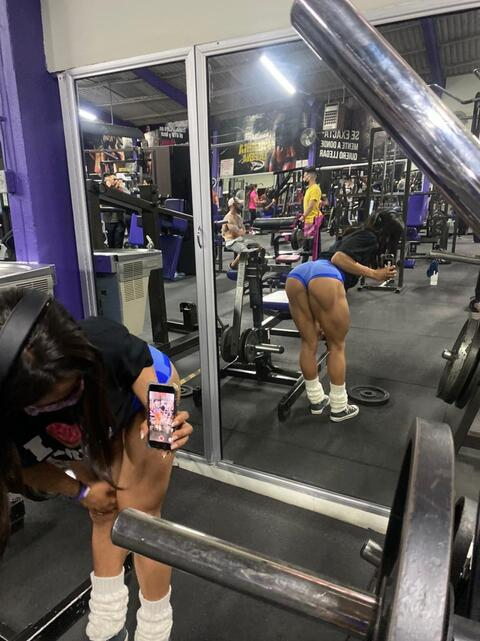 OnlyFans Titelbild alesanez