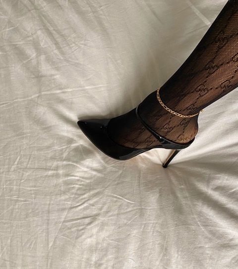 ओनलीफैंस हेडर चित्र alexis_gr