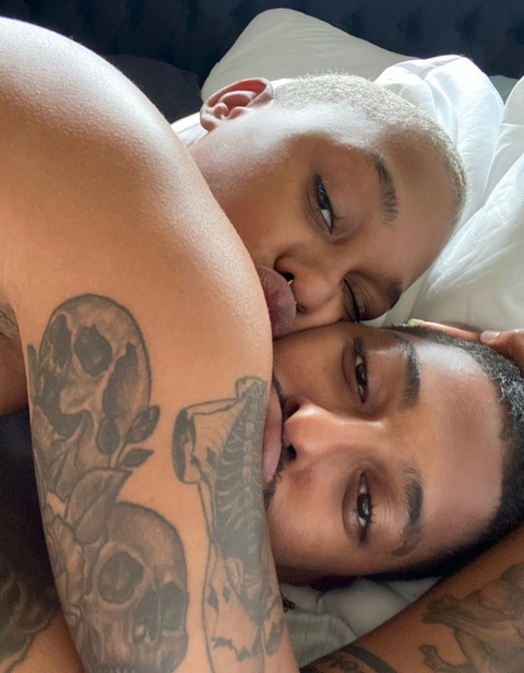 Снимка на заглавието на OnlyFans allynra