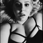 OnlyFansのプロフィール写真 alysselene