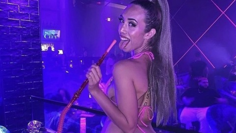 ओनलीफैंस हेडर चित्र amandabanksofficial