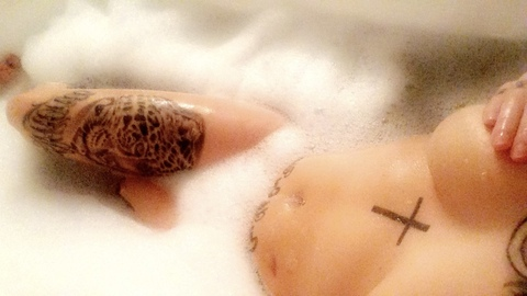 Image d'en-tête OnlyFans amberlovee.xo