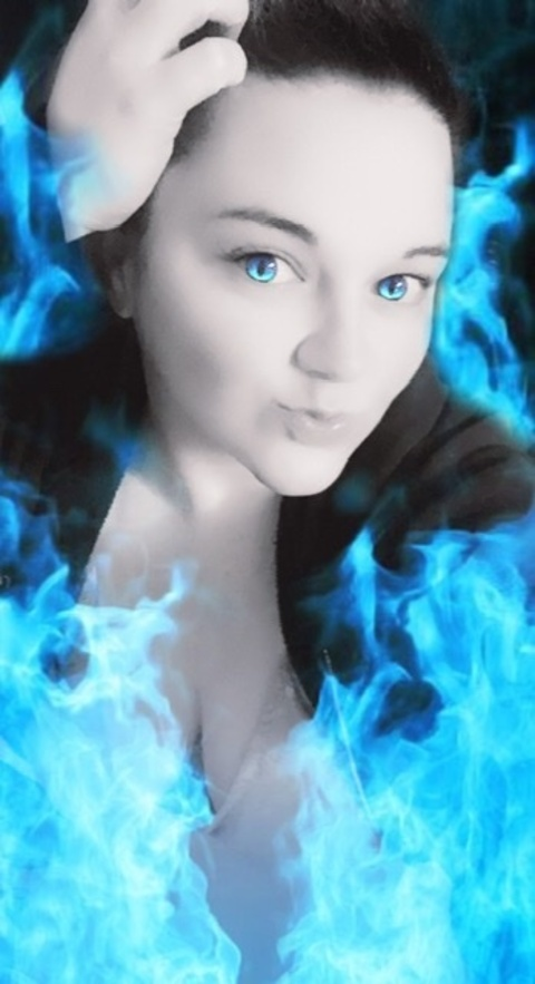 OnlyFans başlık resmi amybabyz