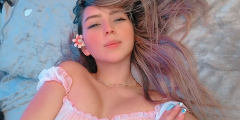 ओनलीफैंस हेडर चित्र anycrown