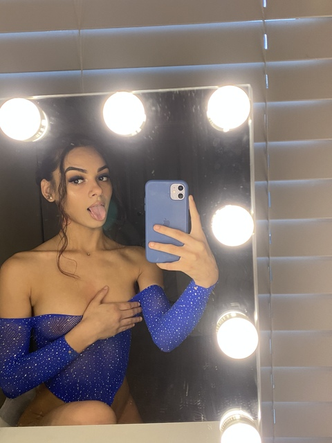 Gambar header OnlyFans apmxo