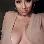 ओनलीफ़ैंस प्रोफ़ाइल चित्र arielgrind