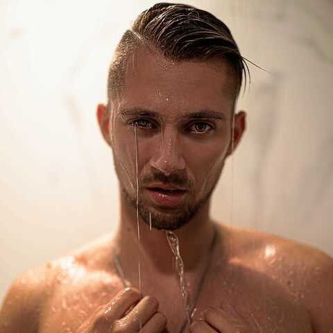 OnlyFans başlık resmi arwinjuicy