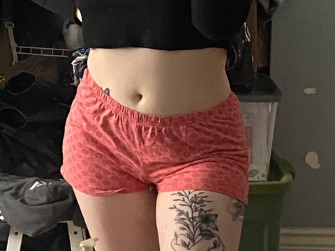 ओनलीफैंस हेडर चित्र babyfacedho