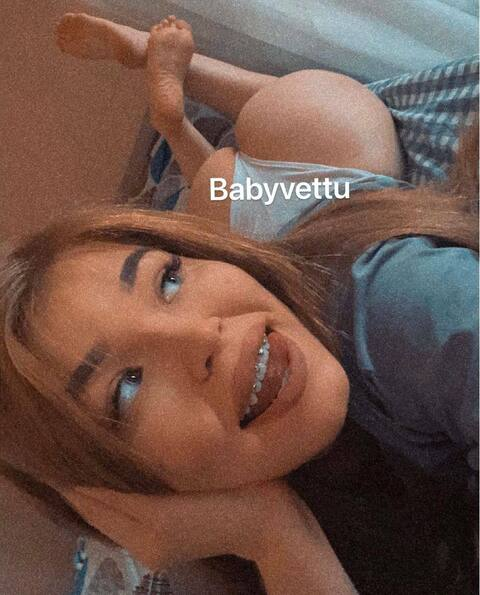 ओनलीफैंस हेडर चित्र babyvetty