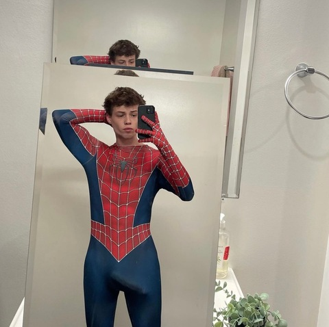 Imagen del encabezado de OnlyFans de blazegray