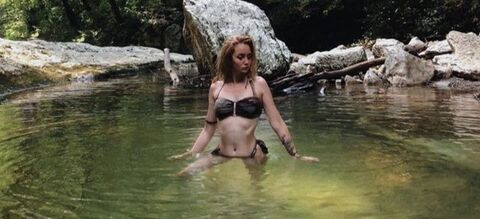 OnlyFansのヘッダー画像 blondebaby56