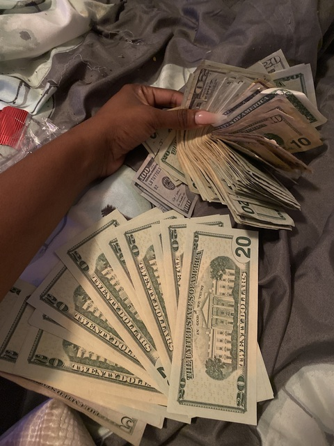 AlleenFans hoofdafbeelding bnaassty