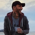 ओनलीफ़ैंस प्रोफ़ाइल चित्र borlly