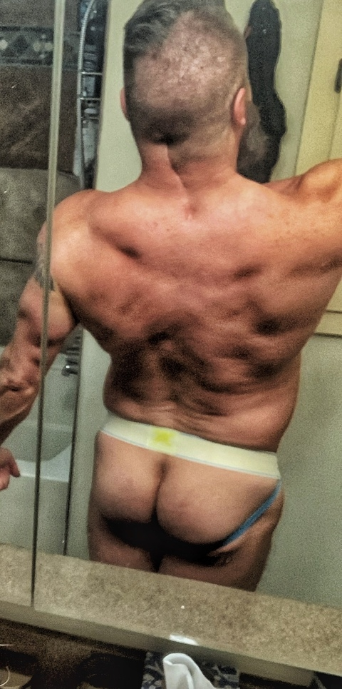 Image d'en-tête OnlyFans bri_savagedaddy