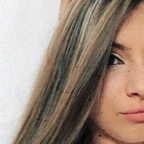 ओनलीफ़ैंस प्रोफ़ाइल चित्र btflyeve