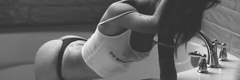 Gambar header OnlyFans calikate209