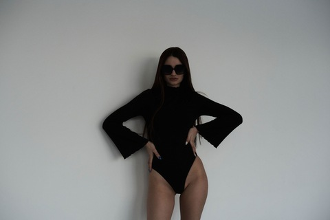 Image d'en-tête OnlyFans camillawayne