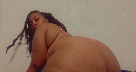 OnlyFans header picture caramel_cuttie