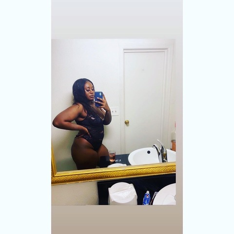 Imagem do cabeçalho do OnlyFans chynaaxbandsz