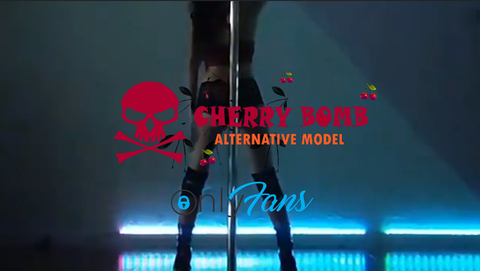 Immagine di intestazione OnlyFans claracherrybomb