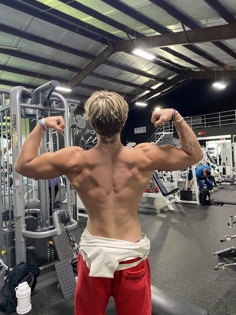 OnlyFans Titelbild cmuscle