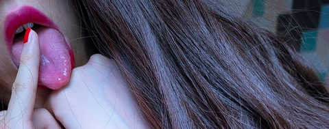 ओनलीफैंस हेडर चित्र corisika