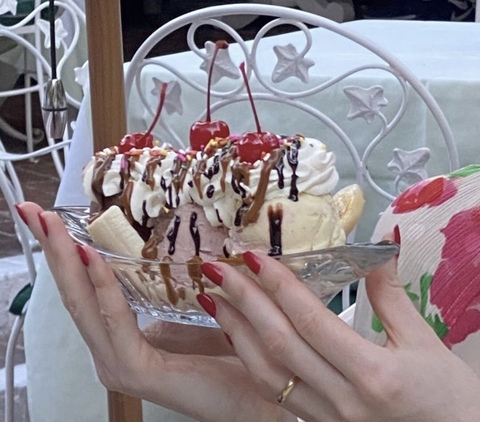 Imagen del encabezado de OnlyFans de cowpics