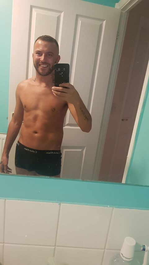 OnlyFansのヘッダー画像 dannyboi180