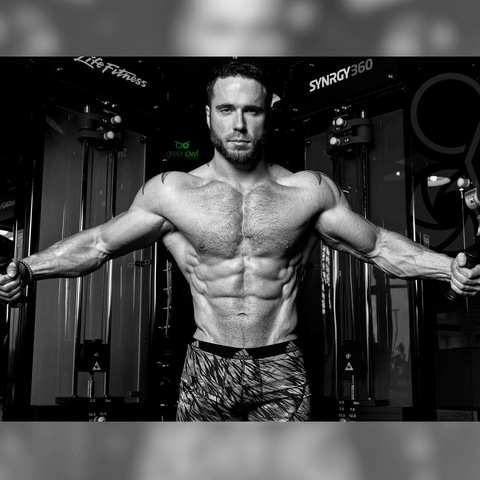 Imagem do cabeçalho do OnlyFans dannysteelefree