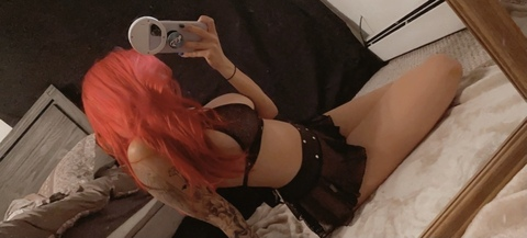 Imagen del encabezado de OnlyFans de demi_rhoades