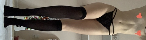 Imagen del encabezado de OnlyFans de demonbvby