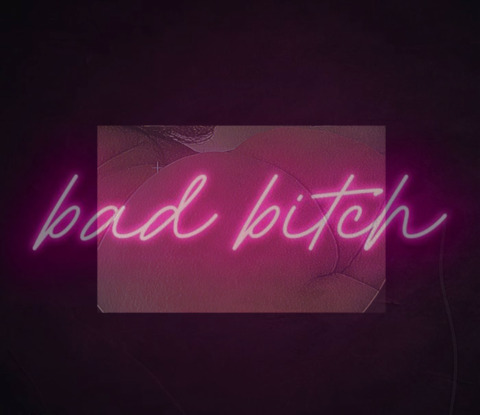 ओनलीफैंस हेडर चित्र desimariexoxo