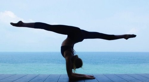 Imagen del encabezado de OnlyFans de destnicolee