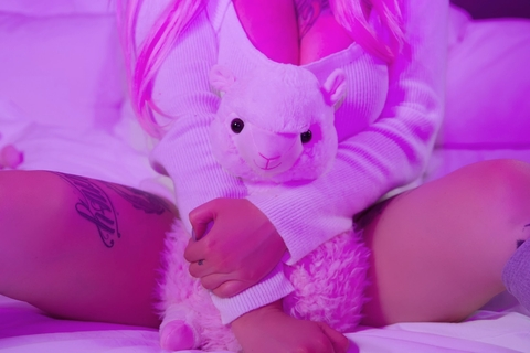 Imagen del encabezado de OnlyFans de dezcreepcore