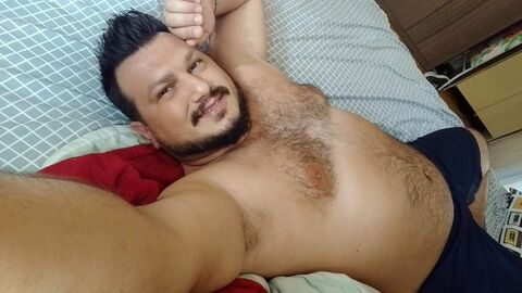OnlyFans header picture diasjdbnu