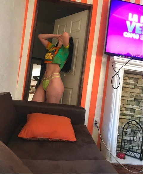 ओनलीफैंस हेडर चित्र diditafit