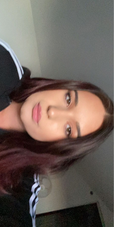 Image d'en-tête OnlyFans dinasonlyforyou