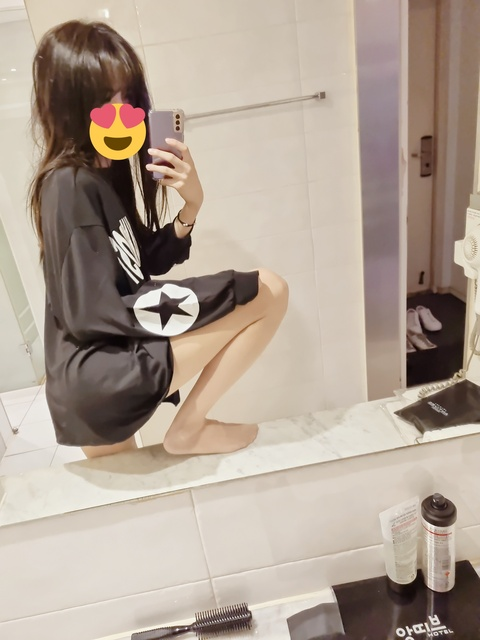 OnlyFans header picture dingkubell