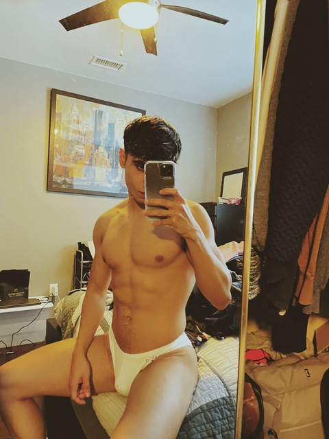 Image d'en-tête OnlyFans elmauu