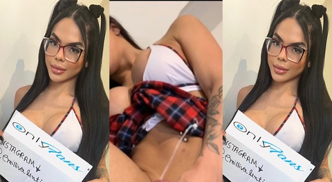 Image d'en-tête OnlyFans emillivalentina