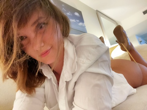 Снимка на заглавието на OnlyFans emilyjonesfree