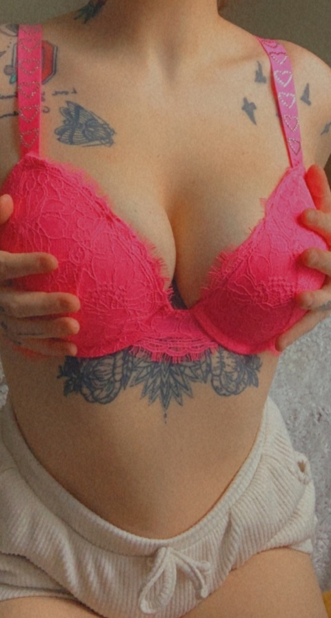 Image d'en-tête OnlyFans emmhunnyy