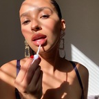 صورة الملف الشخصي في OnlyFans evalego