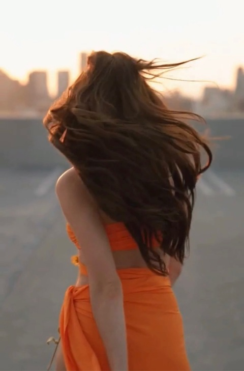 Gambar header OnlyFans exoticary