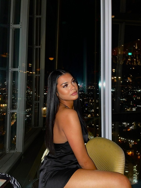 AlleenFans hoofdafbeelding fahimamiah