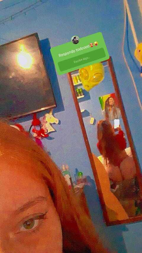 Imagen del encabezado de OnlyFans de felinaa420