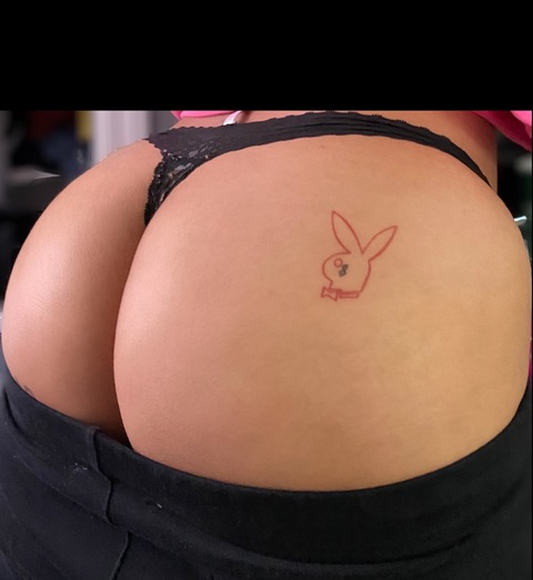 ओनलीफैंस हेडर चित्र finebarbiextras