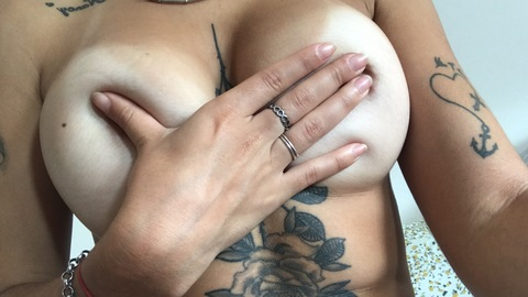 AlleenFans hoofdafbeelding flordemalasuerte