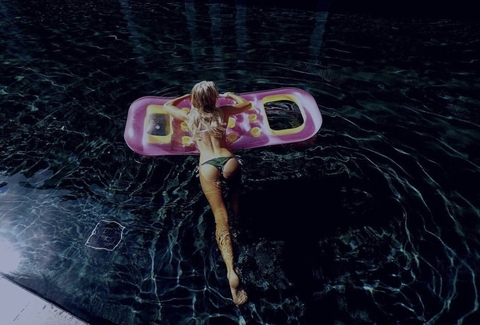 Снимка на заглавието на OnlyFans germany1